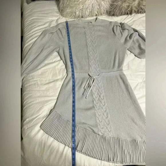 By Egreis Grey Sweater Dress Size Medium - Picture 6 of 10